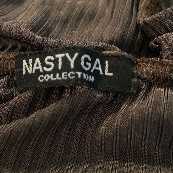 nasty gal brown ribbed silky bodysuit crisscross straps in back - Picture 6 of 7